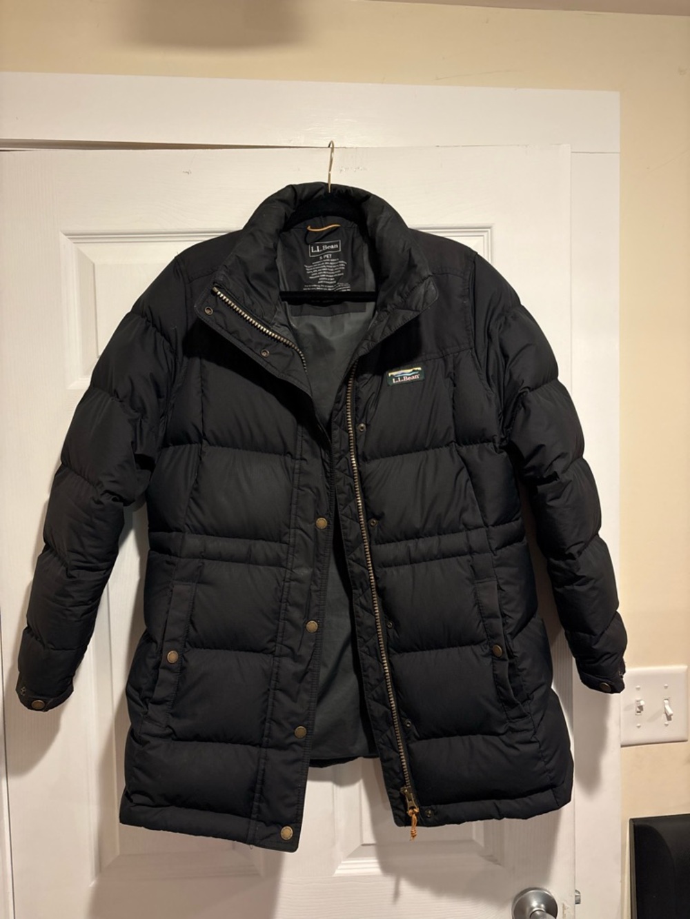 L.L.Bean Women’s Black Mountain Classic Down Parka